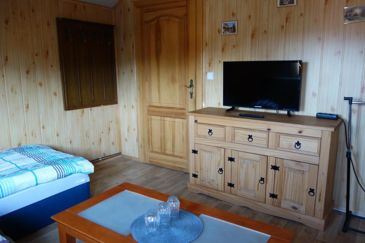 Hotel Pod Lipou à Dolní Brusnice Extérieur photo