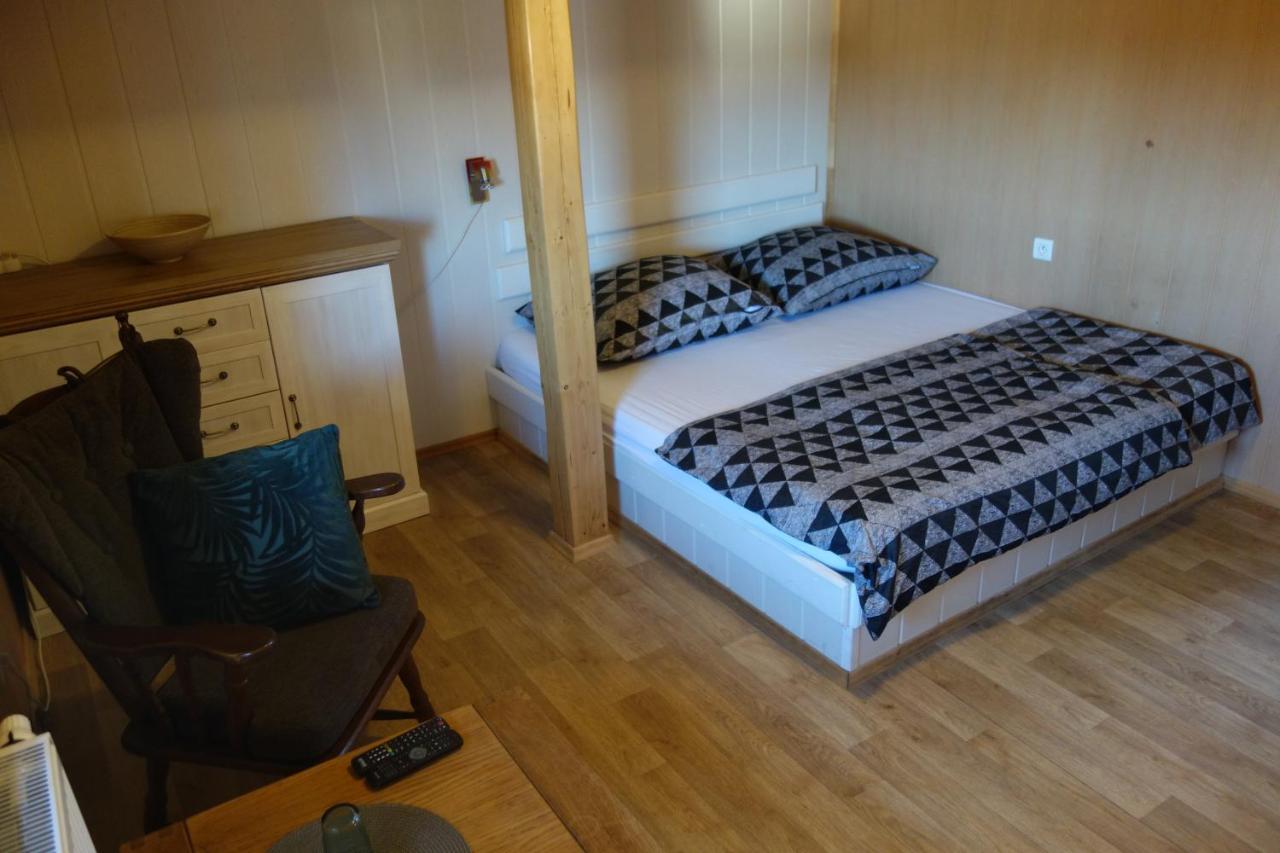 Hotel Pod Lipou à Dolní Brusnice Extérieur photo