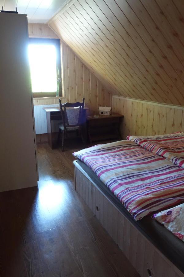 Hotel Pod Lipou à Dolní Brusnice Extérieur photo